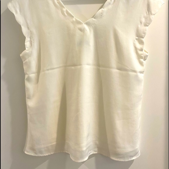 Creme white tank top - Picture 2 of 4